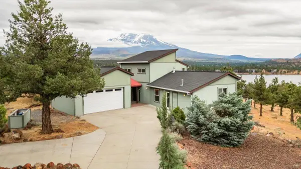 15014 Mountain Wood Dr, Weed, CA 96094