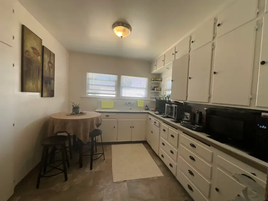 548 N Main Street/547 Spring Street, Yreka, CA 96097 - Image #2