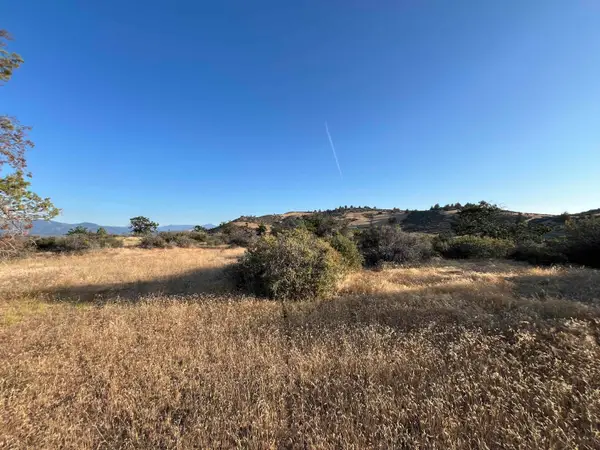 U-3 Lot 61 Whitepine St, Hornbrook, CA 96044