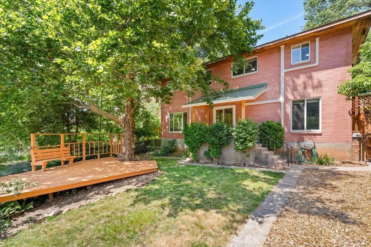 6214 Elinore Way, Dunsmuir, CA 96025 - Image #1