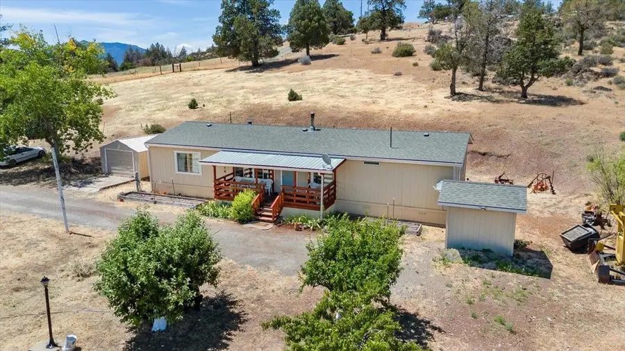 7631 Perch Drive, Montague, CA 96064 - Image #2