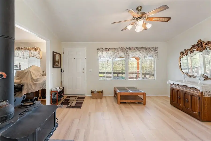 7631 Perch Drive, Montague, CA 96064 - Image #3