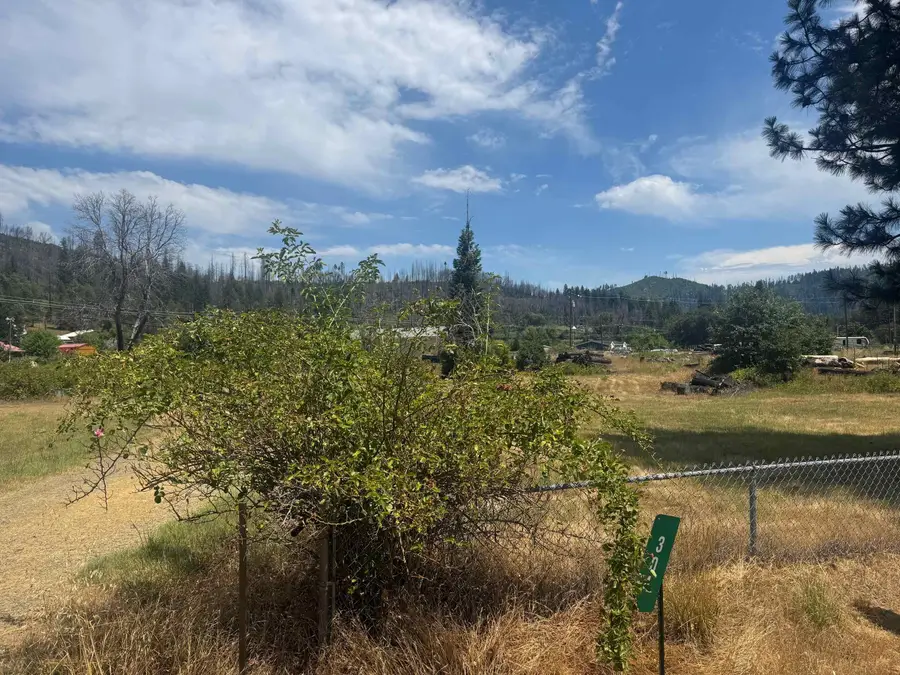 304 Indian Meadows Drive, Happy Camp, CA 96039 - Image #3