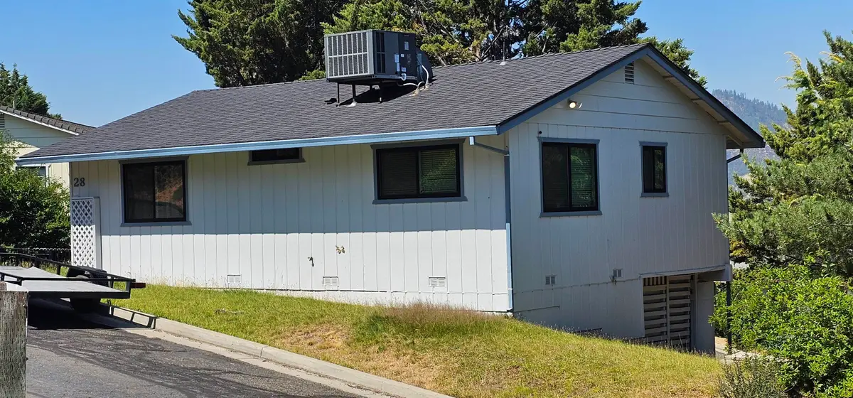 801 Sierra Vista Way #28, Yreka, CA 96097 - #1