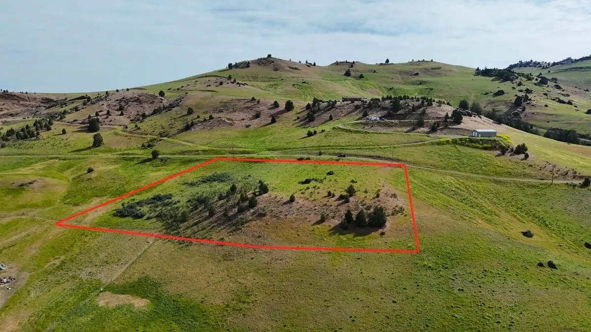 unit 3 Lot 181 Lakeview Rd, Hornbrook, CA 96044 - Image #1