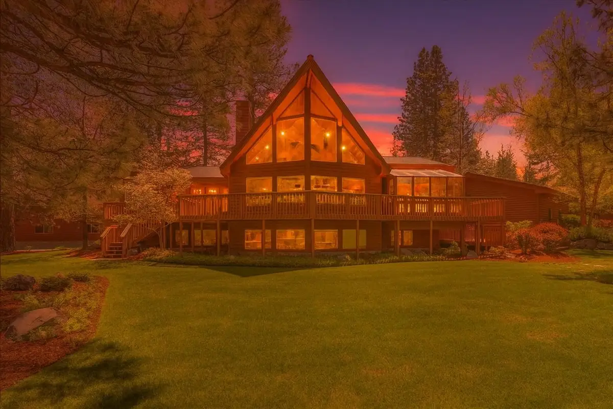 17325 Nicklaus Ct, Weed, CA 96094 - Image #1