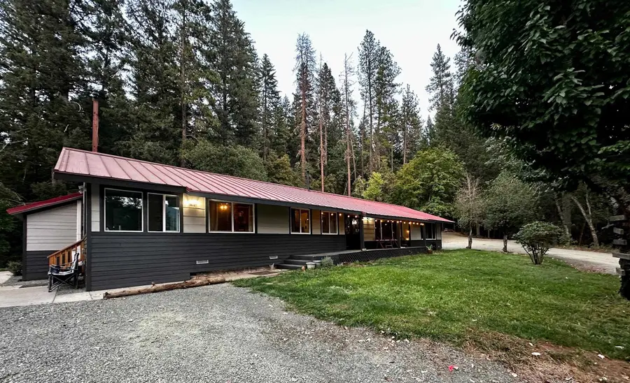 833 & 835 Elk Creek Rd, Happy Camp, CA 96039 - Image #3
