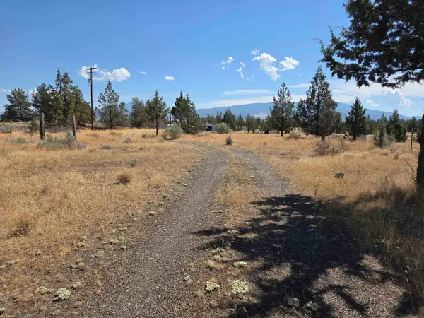 6000 Agate Court, Montague, CA 96064