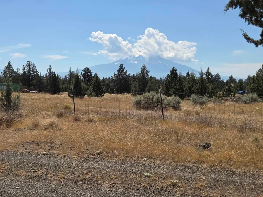 6000 Agate Court, Montague, CA 96064 - Image #3