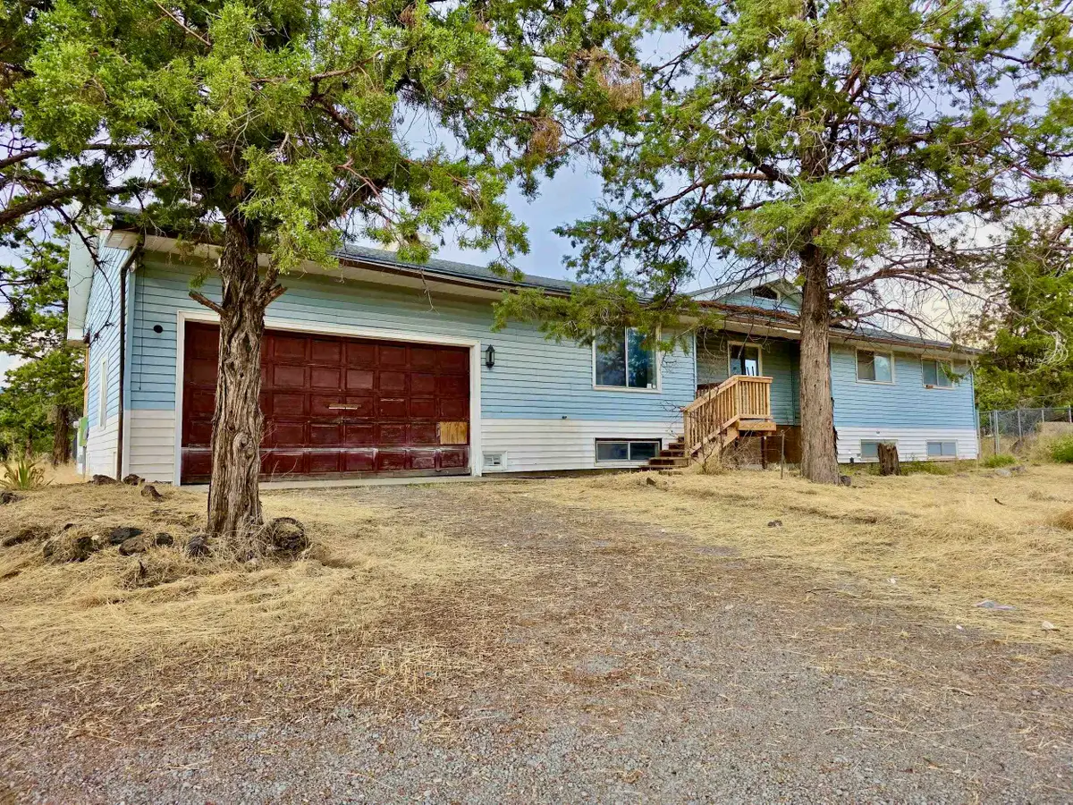 13409 County Hwy A-12, Montague, CA 96064 - #1