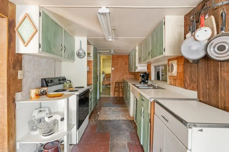 1516 Sandpiper Ct., Yreka, CA 96097 - Image #3