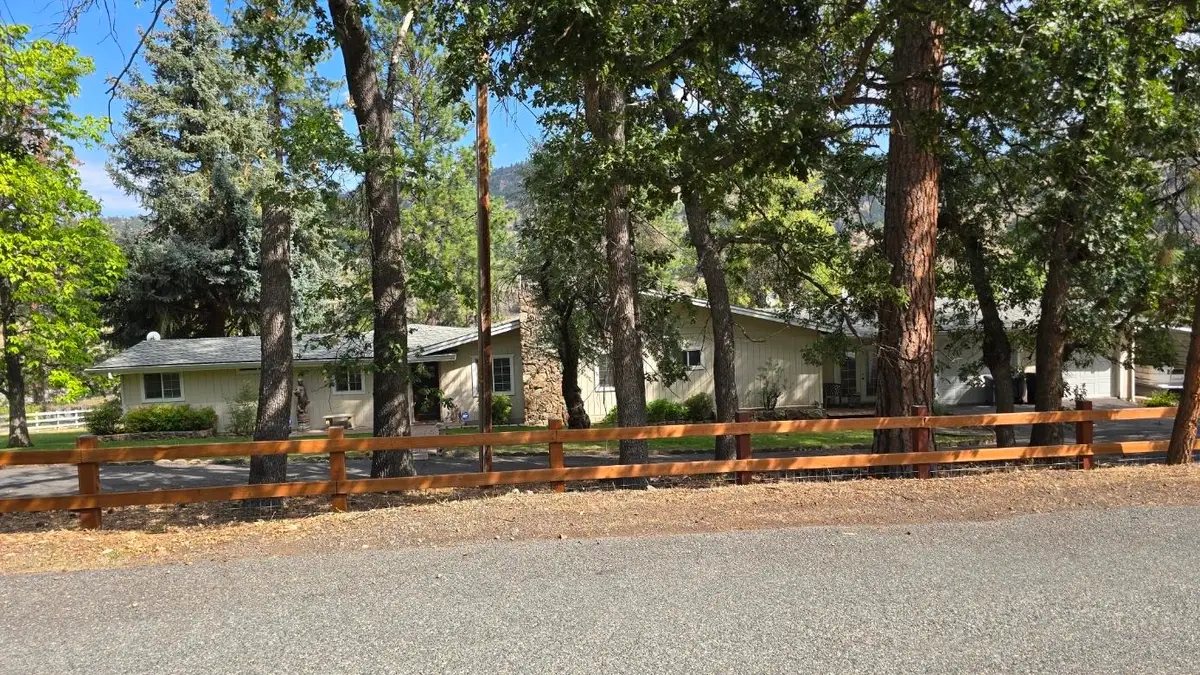 20421 Ager Beswick, Montague, CA 96064 - Image #1