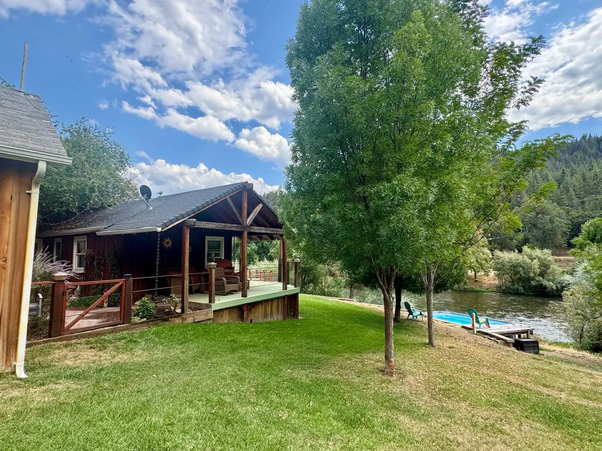 32 Horse Creek Road, Horse Creek, CA 96050 - Image #1