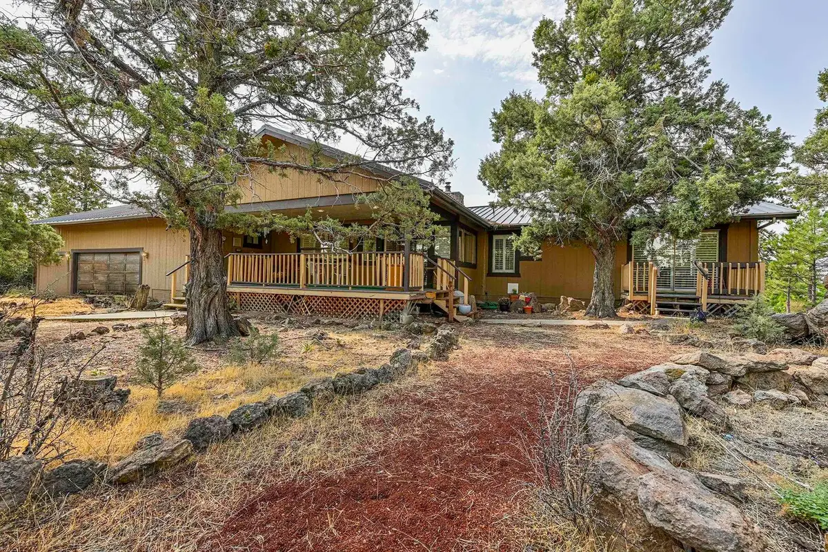 16110 Indian Hill Dr, Weed, CA 96094 - #1