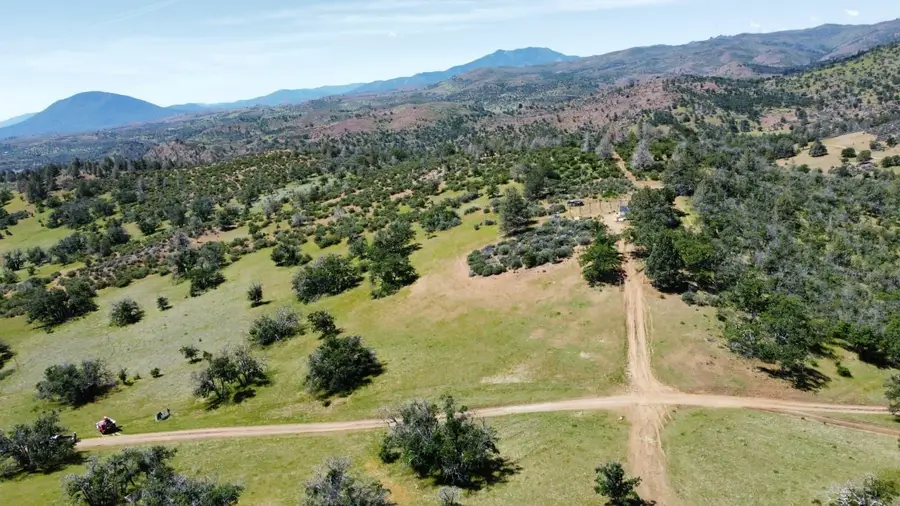 xx Yellow Dog Trail, Hornbrook, CA 96044 - Image #2