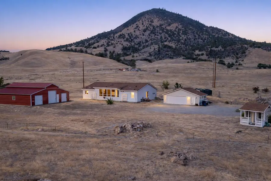 9114 Colleen Circle, Montague, CA 96064 - Image #3