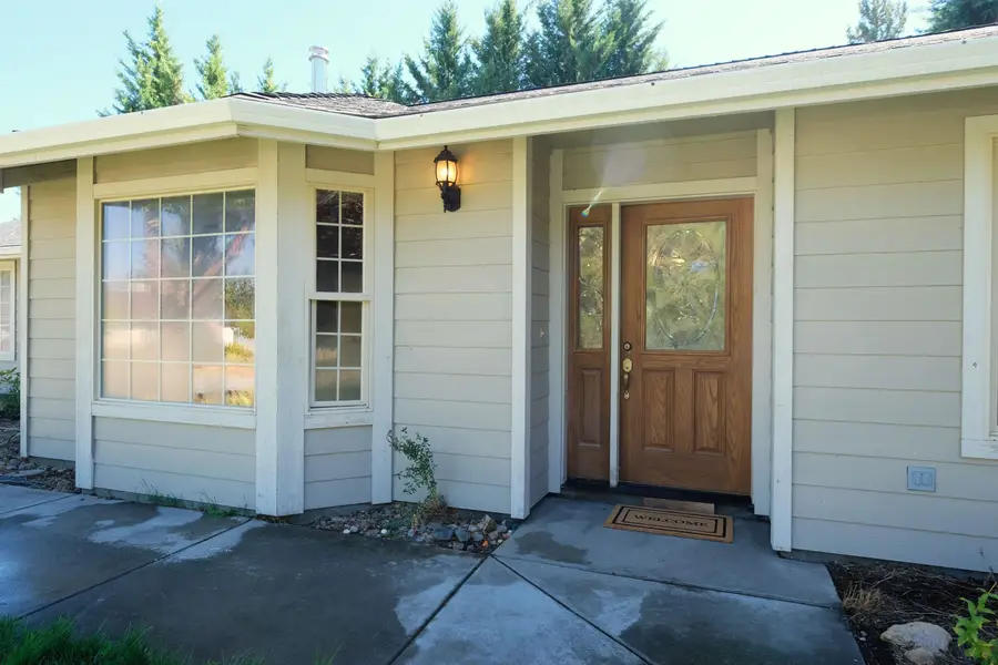 17415 Cottontail, Weed, CA 96094 - Image #2