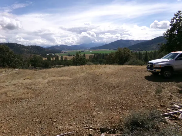 5801 Scott River Rd, Fort Jones, CA 96032