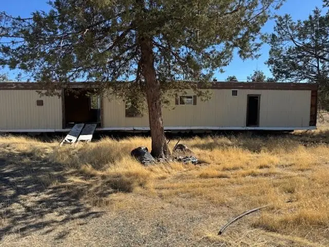 8815 Solomon Rd, Montague, CA 96064 - Image #2