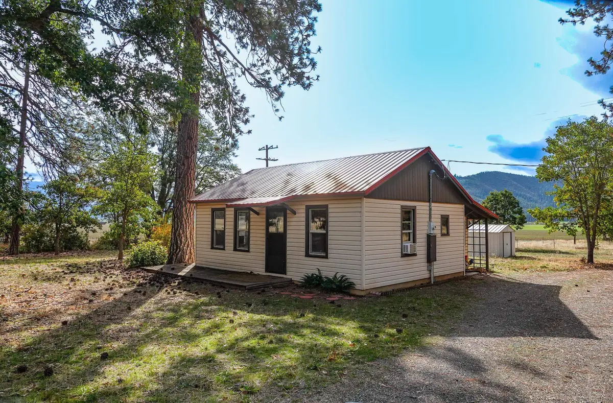 5402 Scott River Rd., Fort Jones, CA 96032 - Image #1