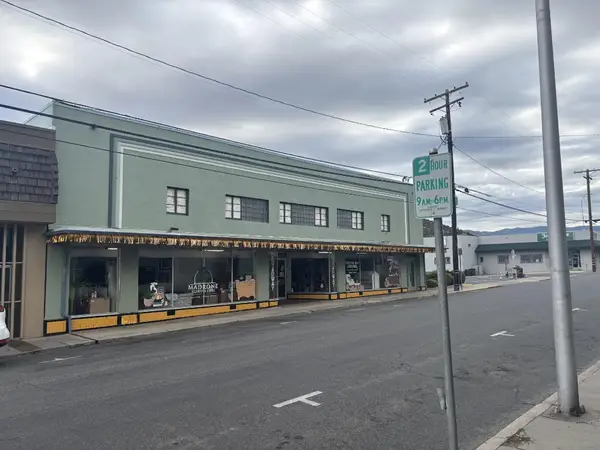204 S Broadway S, Yreka, CA 96097