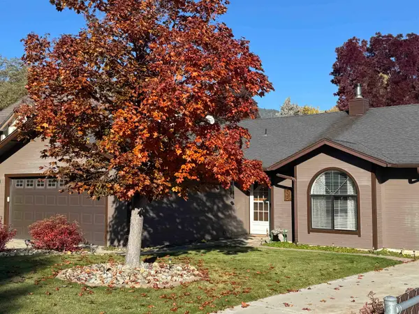 906 South St., Yreka, CA 96097