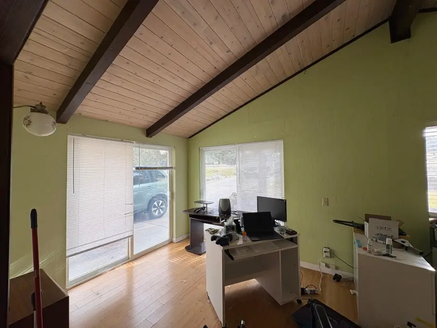 14840 Lake Shore Dr, Weed, CA 96094 - Image #3