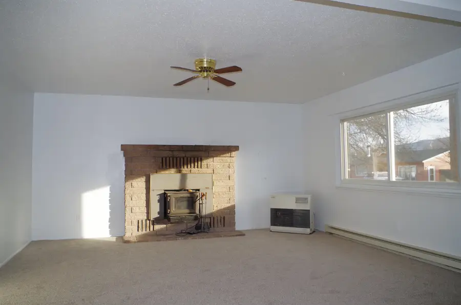 318 Florentine, Yreka, CA 96097 - Image #2