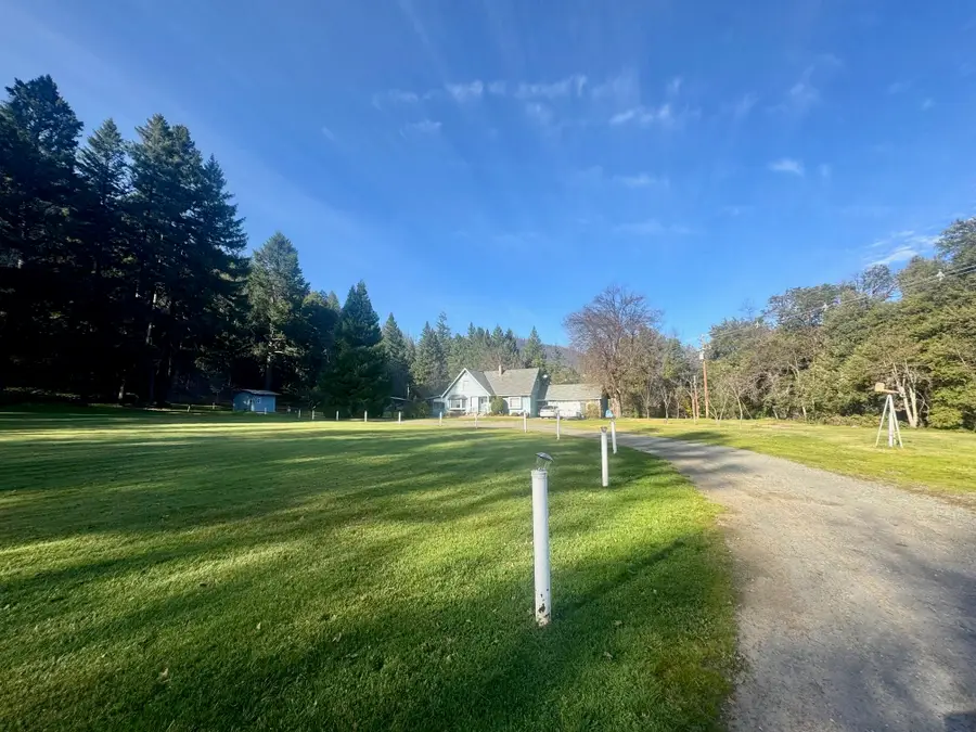 620 Buckhorn Road, Happy Camp, CA 96039 - Image #2