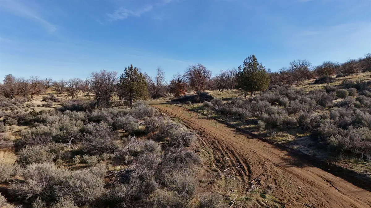 unit 4 Lot 434 Kristen Pl., Montague, CA 96064 - Image #1