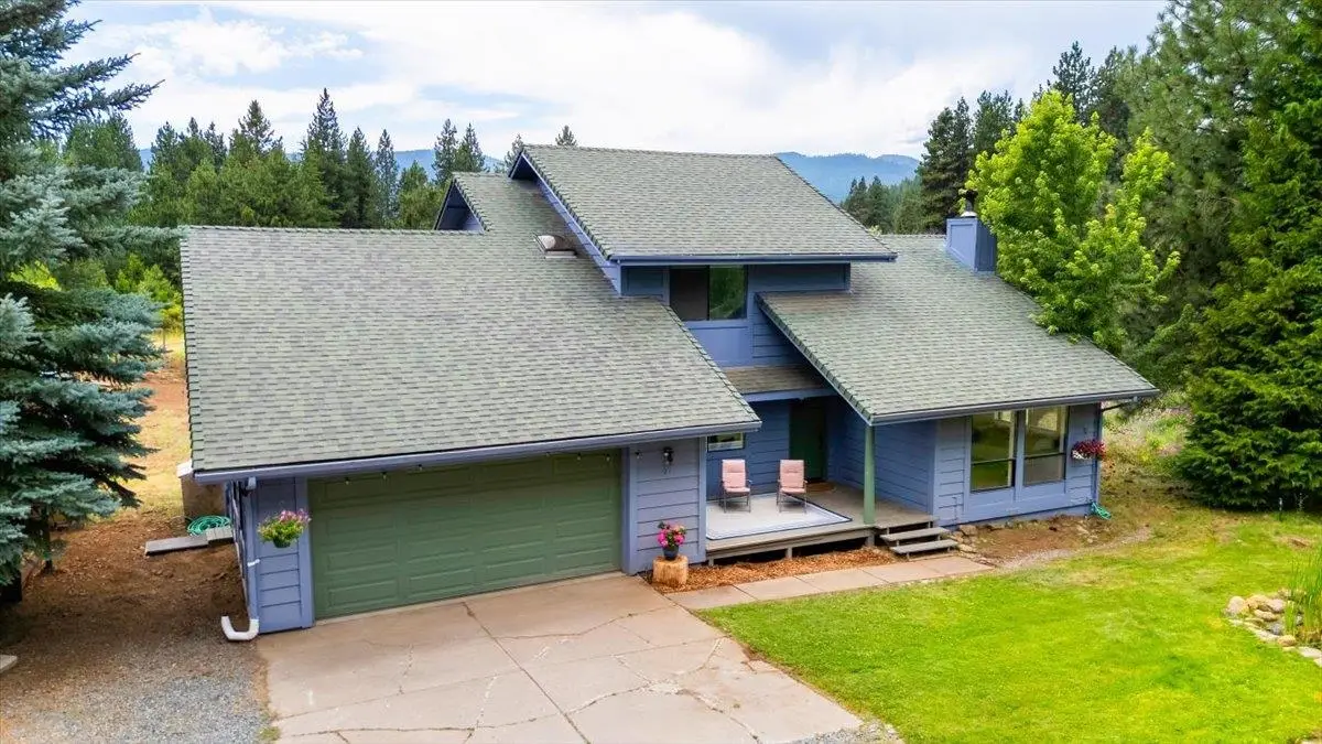 820 W Ream Ave, Mount Shasta, CA 96067 - Image #1