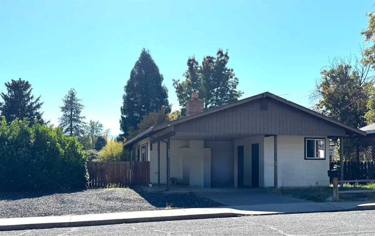 727 Butte Street, Yreka, CA 96097 - Image #1