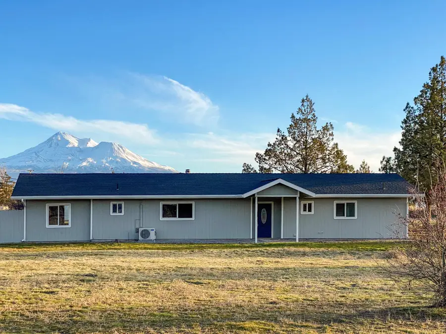 11008 Quartz Ave, Montague, CA 96064 - Image #2