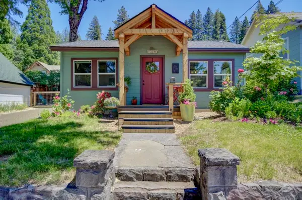 102 South A, Mt Shasta, CA 96067