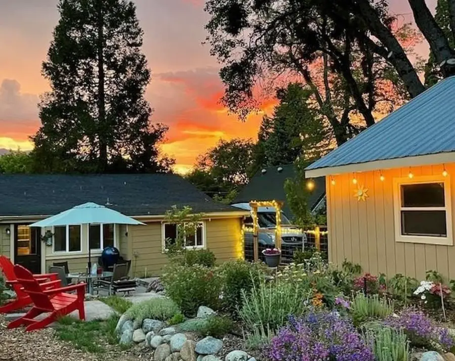 102 South A, Mount Shasta, CA 96067 - #2