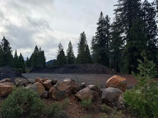 Lot 7 Gateway Park, Mt Shasta, CA 96067
