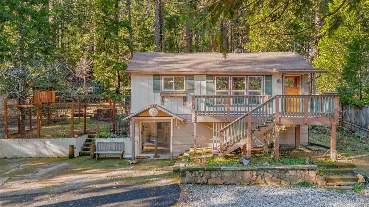 30684 Crag View Dr, Dunsmuir, CA 96025 - Image #1