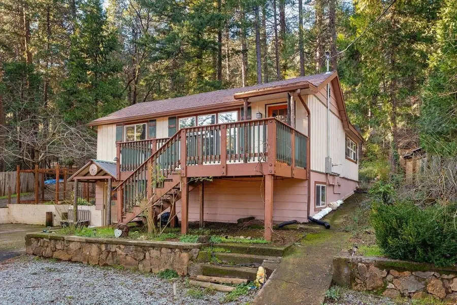 30684 Crag View Dr, Dunsmuir, CA 96025 - Image #3