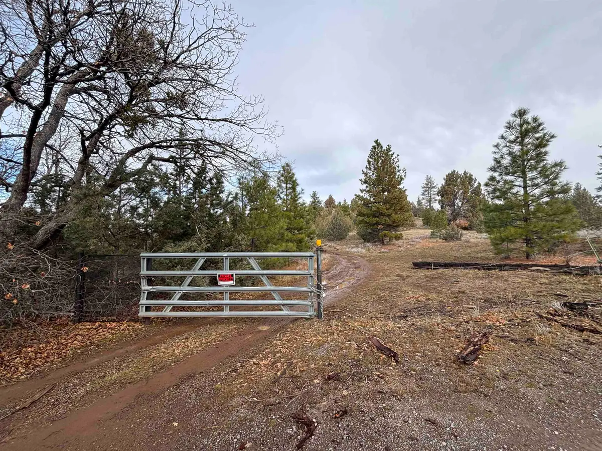 40 Acres York Rd, Montague, CA 96064 - Image #1