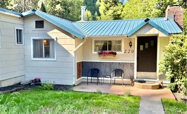 220 S Third St., Dunsmuir, CA 96025