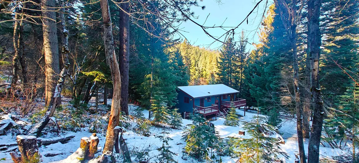 438 Dogwood Rd, Weed, CA 96094 - Image #1