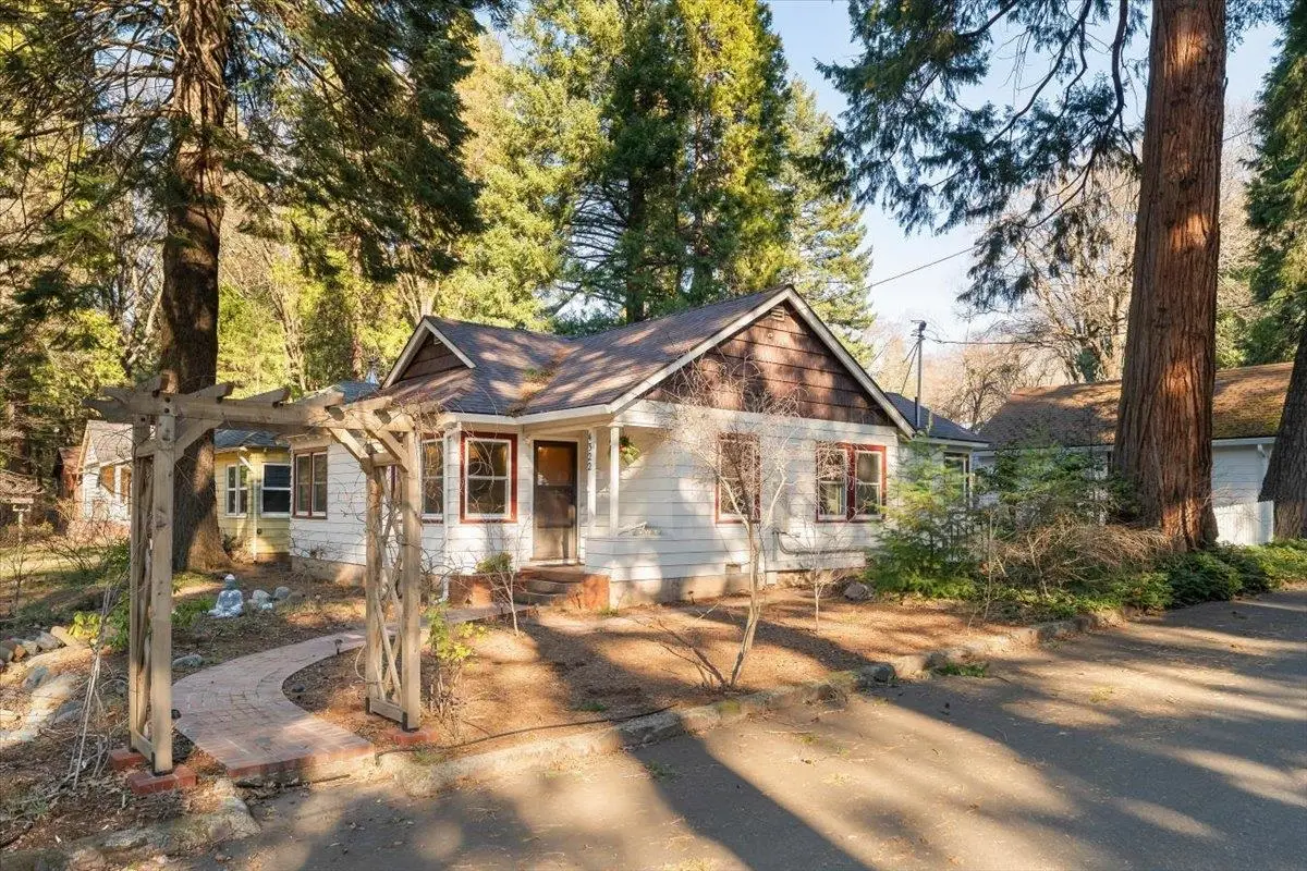 4322 Needham Ave, Dunsmuir, CA 96025 - Image #1