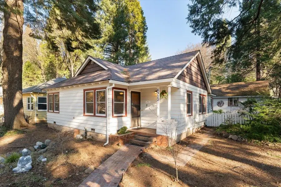 4322 Needham Ave, Dunsmuir, CA 96025 - Image #3