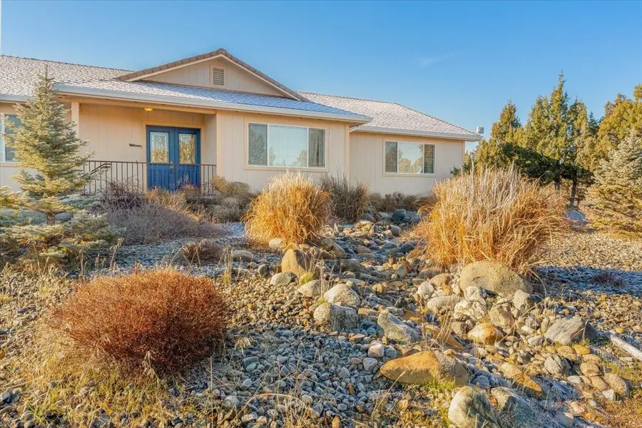 5133 Saddlehorn Rd, Weed, CA 96094 - Image #3