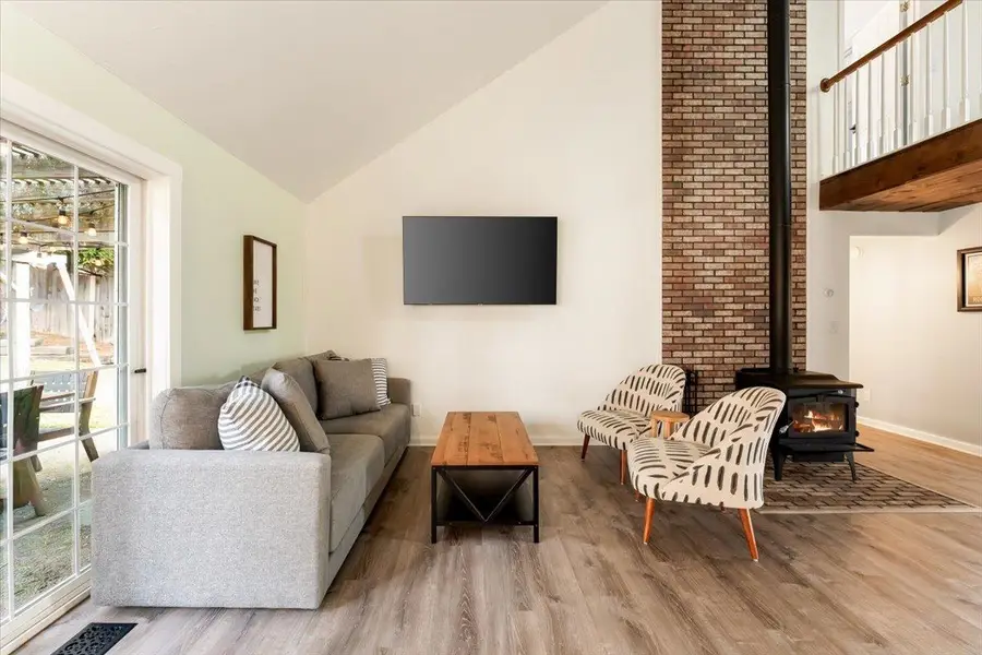 510 Meadow Ave, Mount Shasta, CA 96067 - Image #3