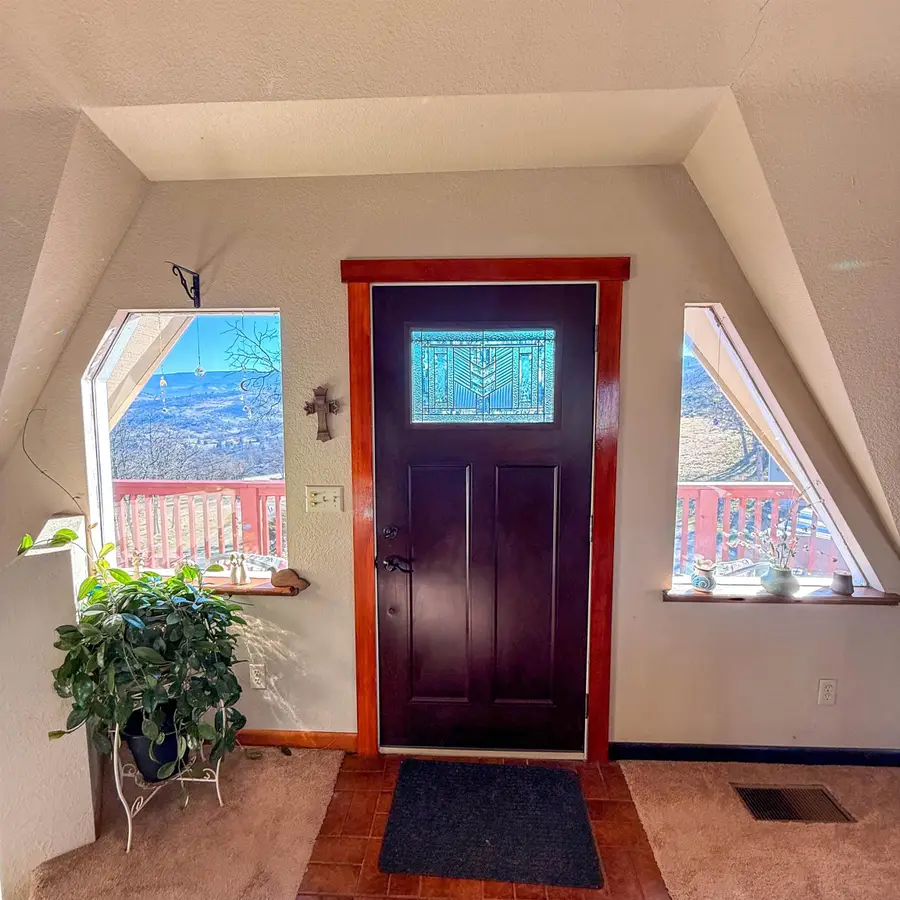 14200 Coyote St., Hornbrook, CA 96044 - Image #3