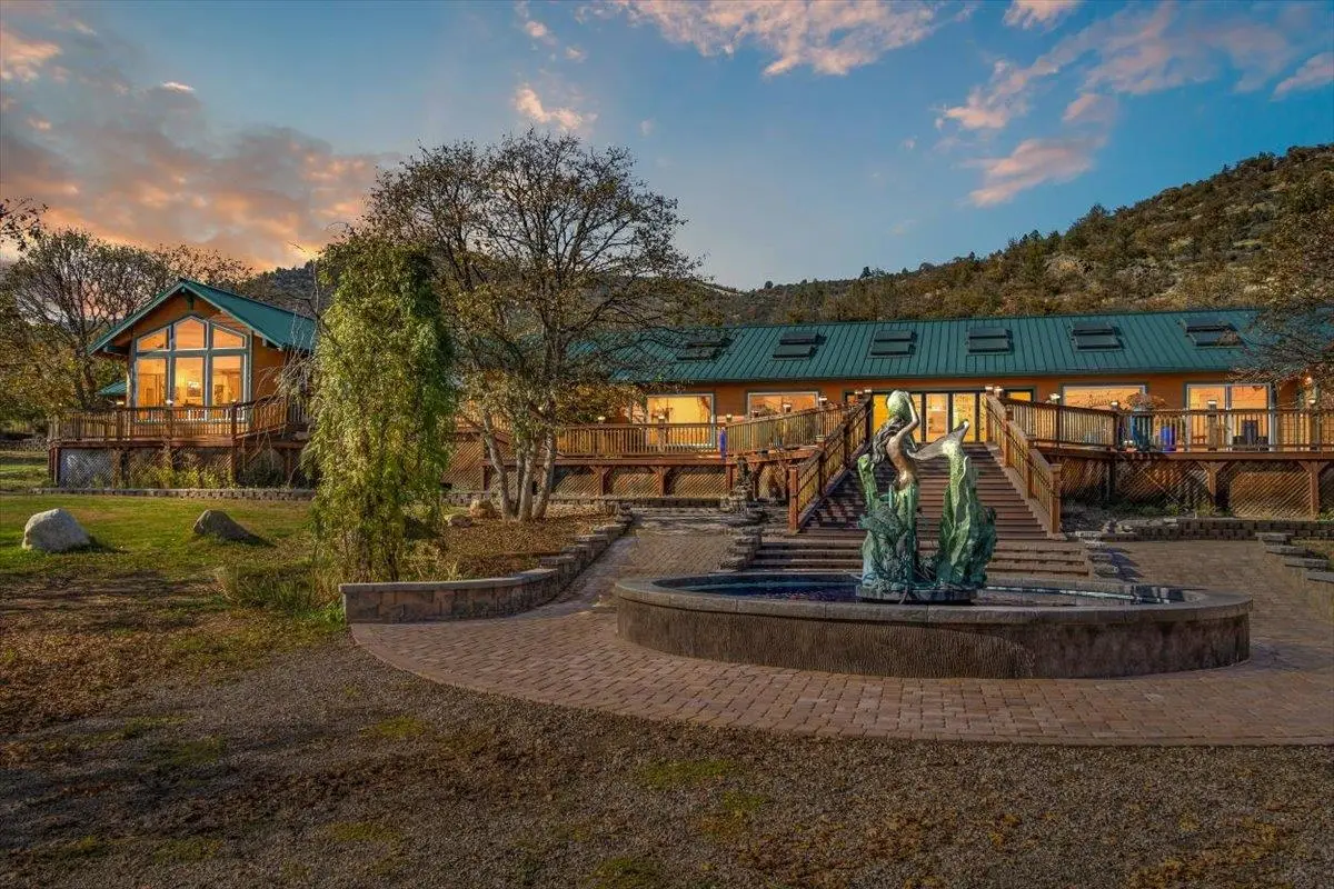 601 Outsen Rd, Yreka, CA 96097 - #1