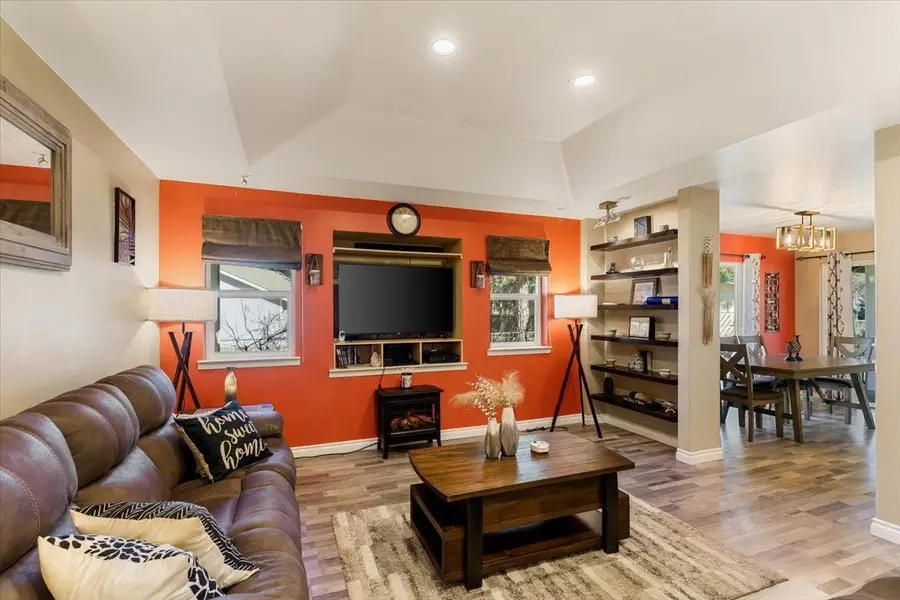 17827 Fisher Place, Weed, CA 96094 - #3