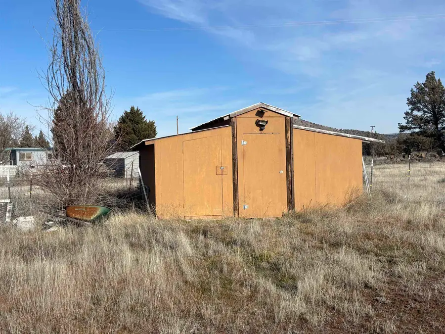 6000 Agate Ct, Montague, CA 96064 - #3