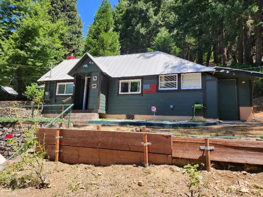 4850 Siskiyou Ave, Dunsmuir, CA 96025 - Image #3